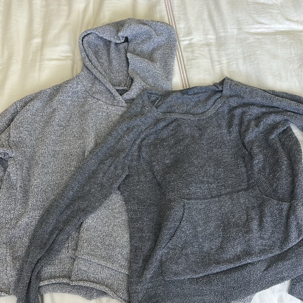 Barefoot dreams sweater